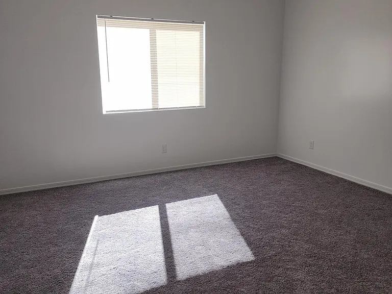 13905 S Avalon Rd — Photo 12