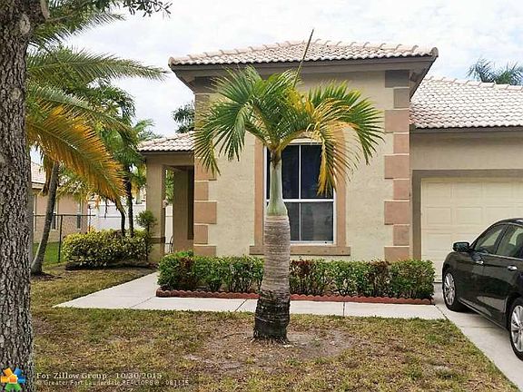 3rd image of 16349 SW 11th St