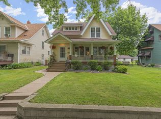 677 Ivy Ave E, Saint Paul, MN 55106