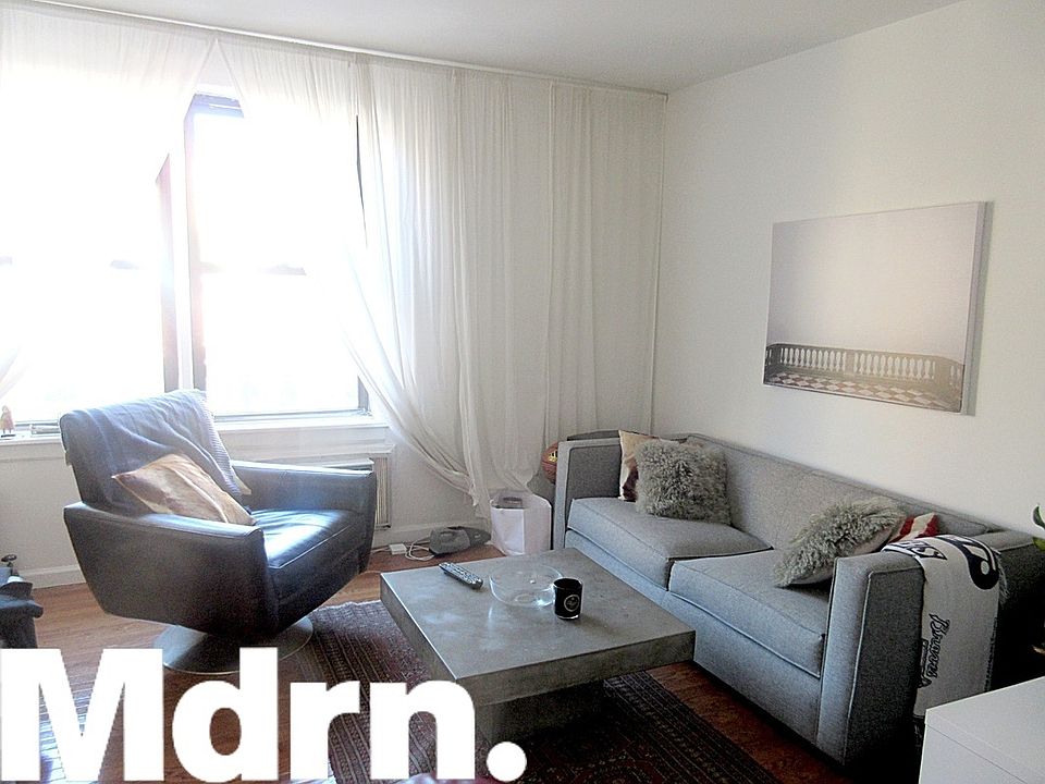 2nd image of 202 Avenue Of The Americas APT 5E