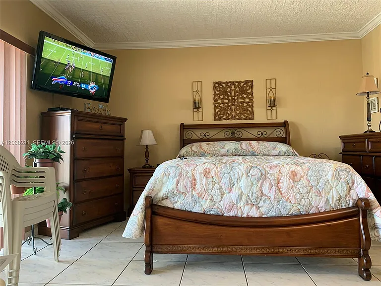 1965 S Ocean Dr #8H — Photo 3