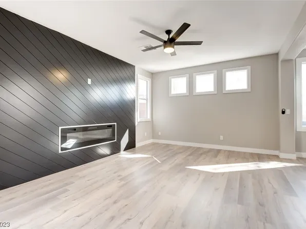 2126 Babylon Mill St, Henderson, NV 89002