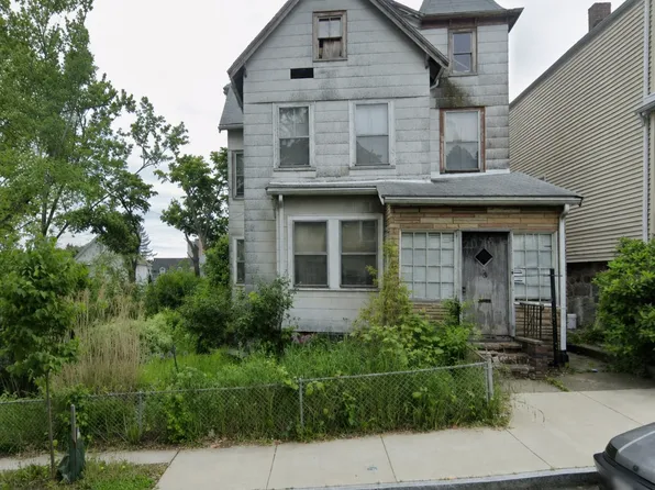 15R & 15 Lambert Ave, Chelsea, MA 02150