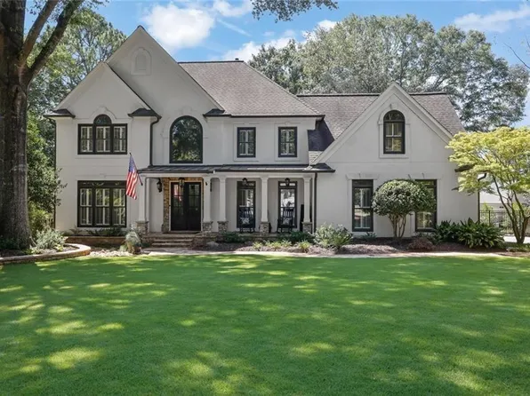 4045 Inverness Xing, Roswell, GA 30075