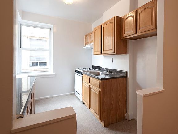 2nd image of 2710 Webb Ave #A21