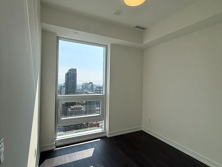 89 Church St #3904 — Photo 8
