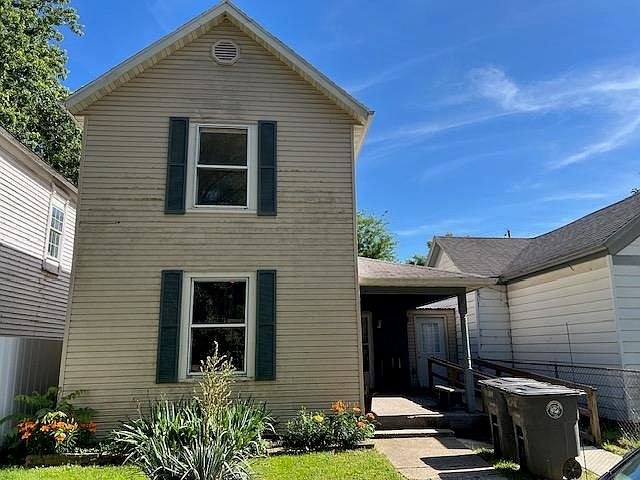 1st image of 523 W 11th St
