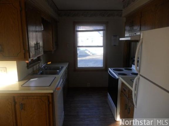 4th image of 6523 Cloverdale Ave N