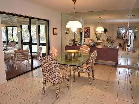 5th image of 5975 Forest Grove Dr APT 4