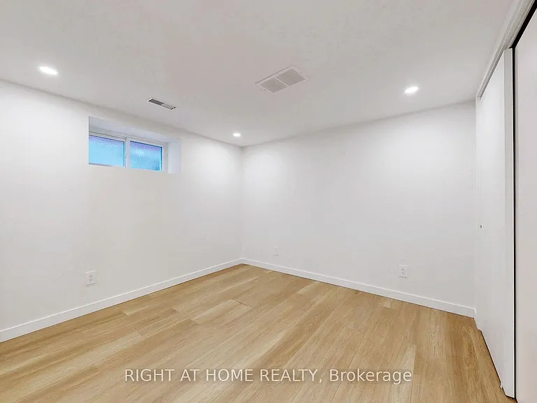 14 Salem Ave #1 — Photo 24