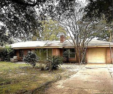 711 Palmer Chapel Rd, Pineville, LA, 71360