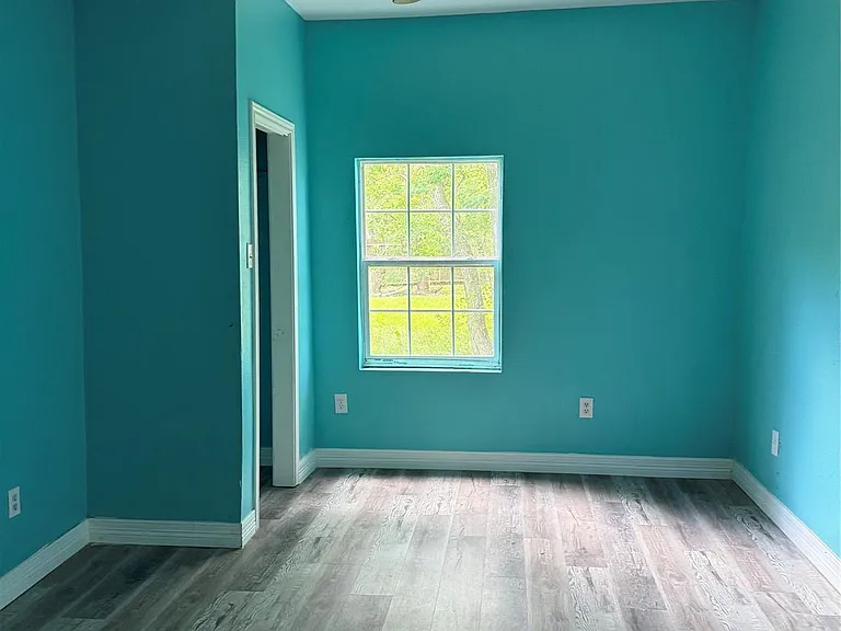 324 E Wilkins St — Photo 12