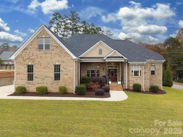 3000 Applewood Point Ln, Belmont, NC 28012