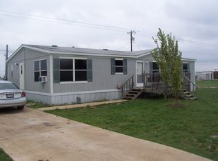 515 David Davis Dr, Mc Gregor, TX 76657