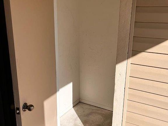 5th image of 1916 Lake Atriums Cir APT 36