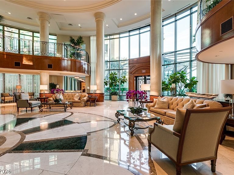 1 Hughes Center Dr Unit 501, Las Vegas, NV