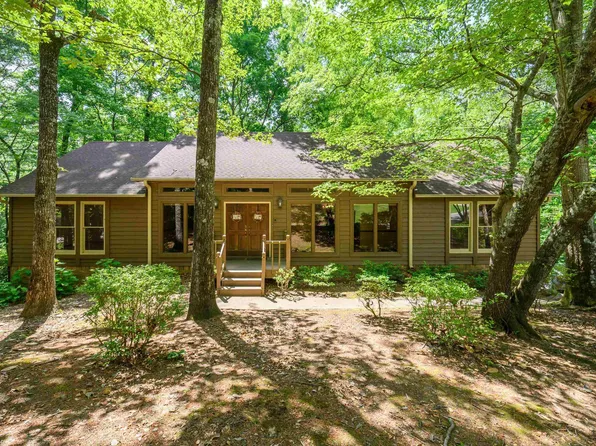 2153 Partridge Berry Rd, Hoover, AL 35244