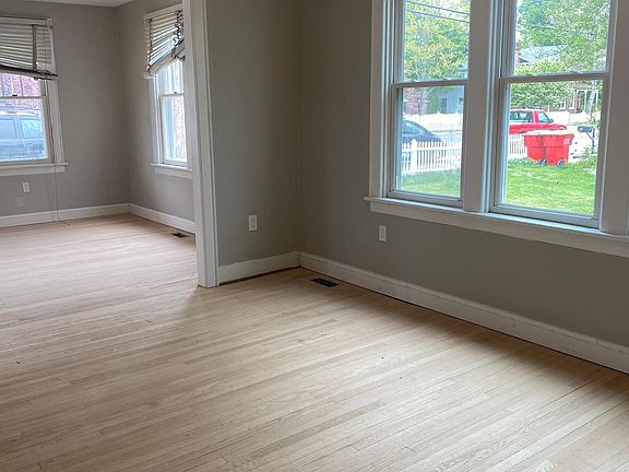 dinning room from living room