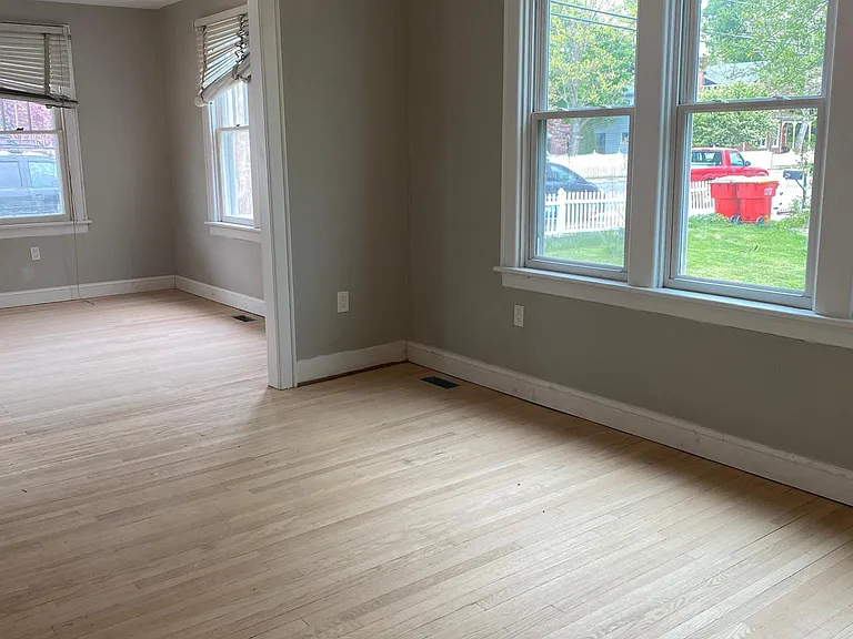 dinning room from living room