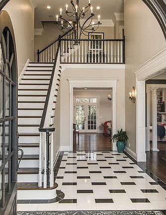 2nd image of 4918 Maymanor Cir