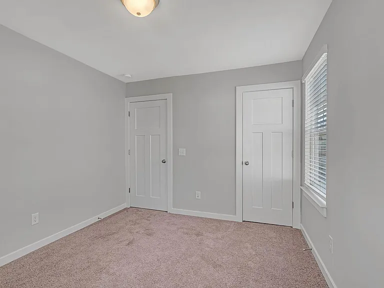 Robinsons Rowhouse Townhomes — Photo 11