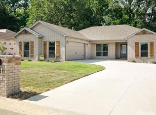 22 Grand Stand Dr, Austin, AR 72007