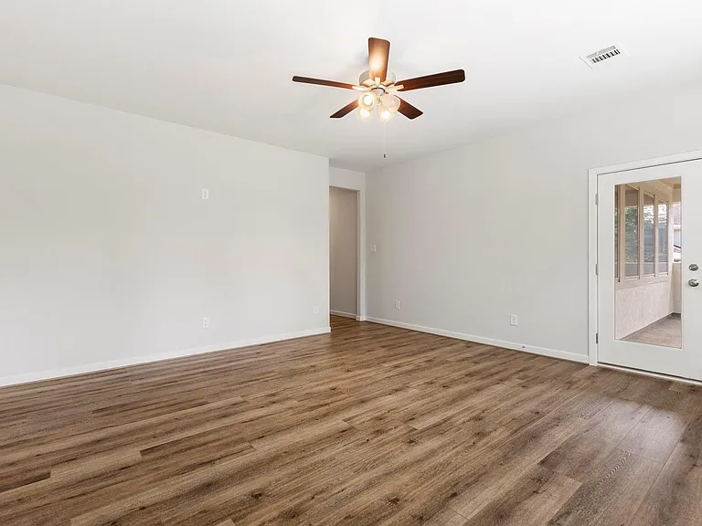 11 Floral Vista Dr — Photo 40
