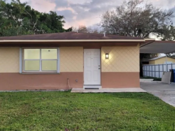 5632 SW 36th Ct, West Park, FL 33023