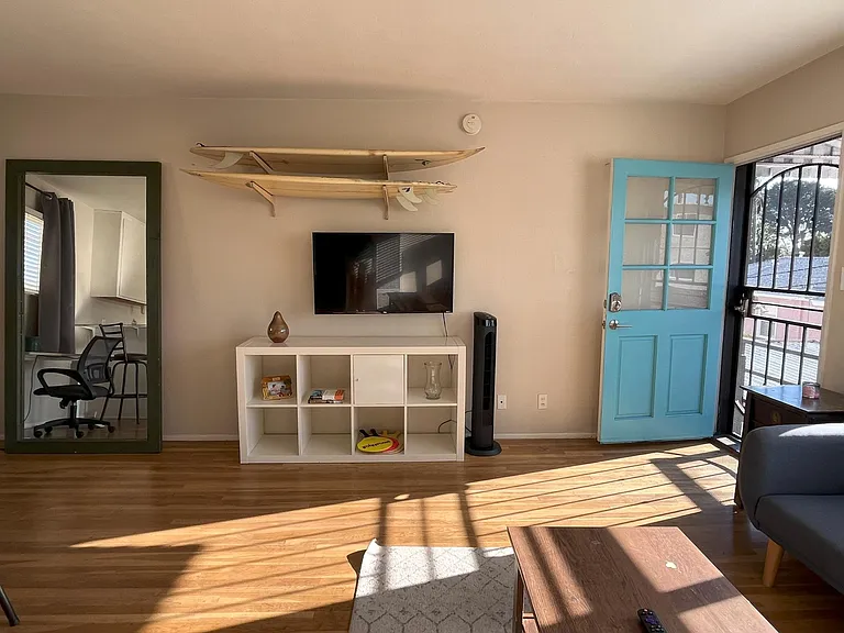 1664 Thomas Ave — Photo 5