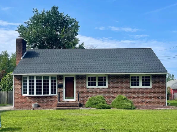 27 New Jersey Ave, Pennsville, NJ 08070