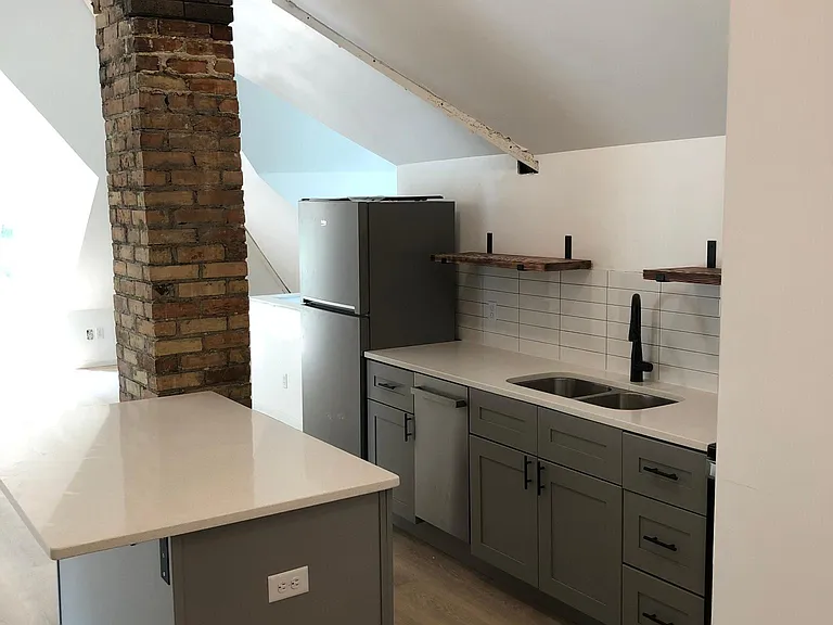 3145 Elliot Ave — Photo 4