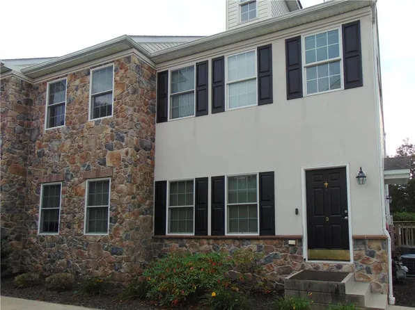 1796 Merlot Dr #D, Easton, PA 18045