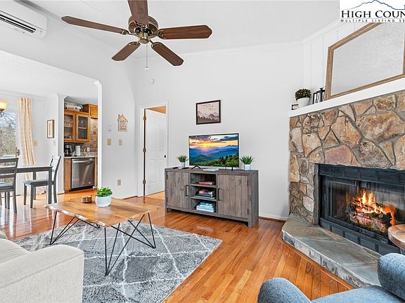 4th image of 145 Royal Oaks Drive #332
