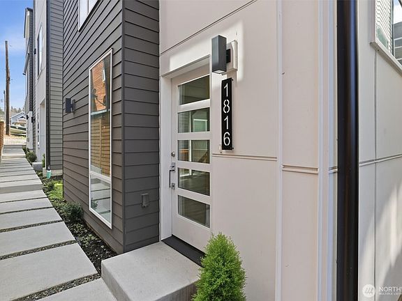 2nd image of 1816 24th Avenue S