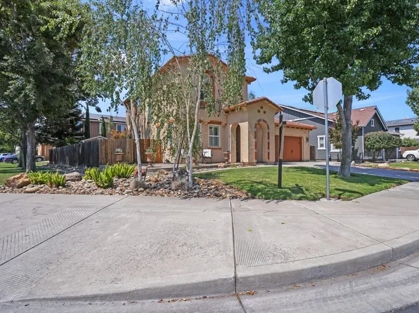 1417 Sentinel Dr, Tracy, CA 95304