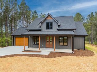 109 Ashley Ct, Mill Spring, NC 28756