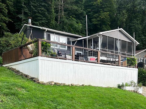 4th image of 2052 Lake Floyd Cir
