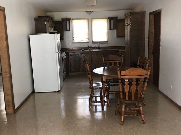2nd image of 119 Dupre Ln