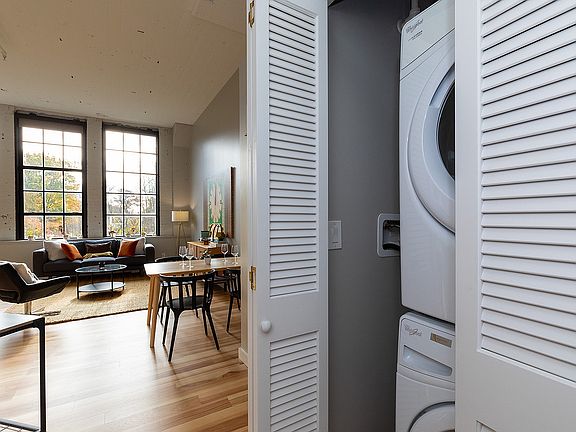 The Baldwin One Bedroom Model Unit