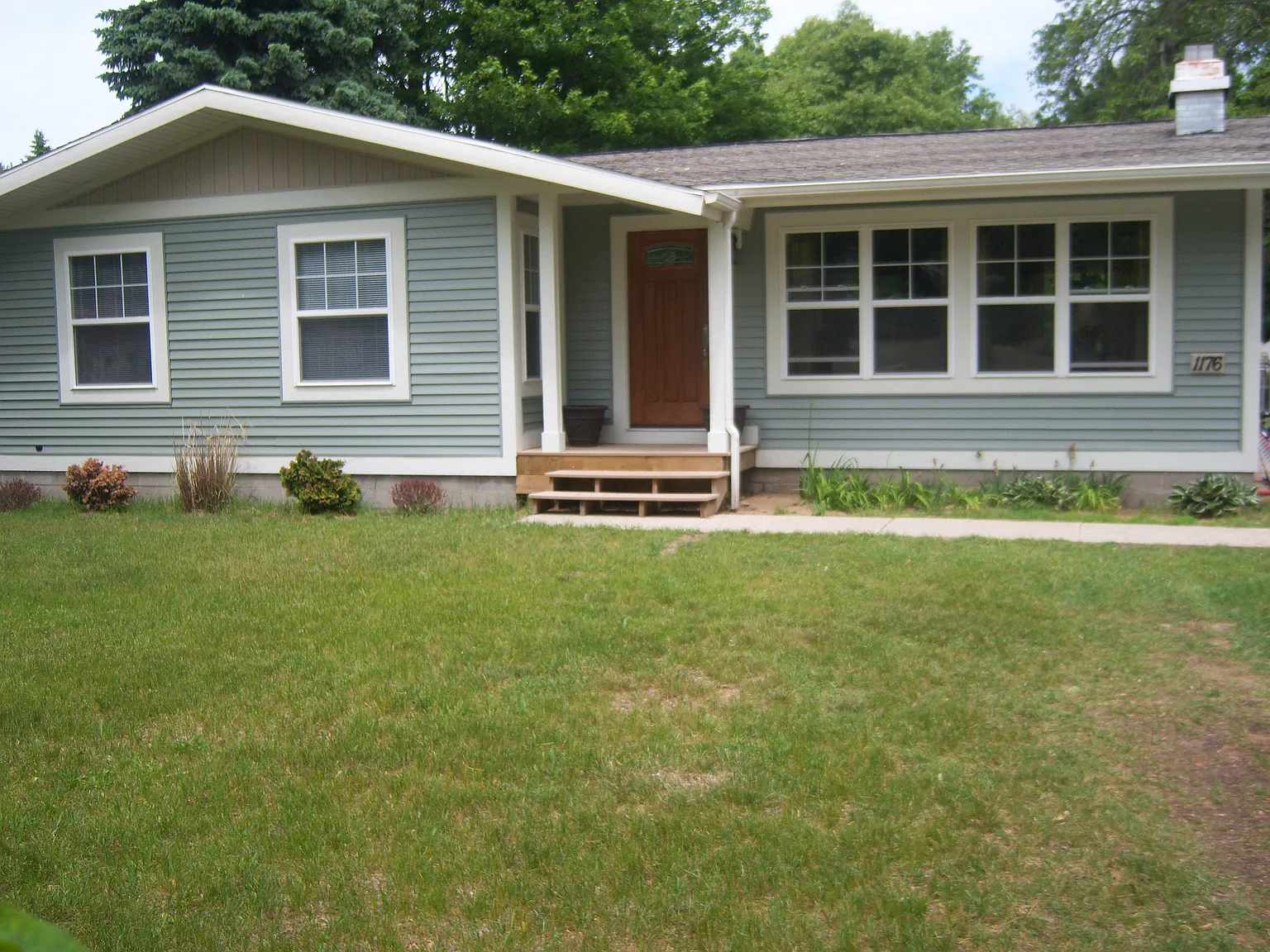 1176 W Hile Rd photo 1