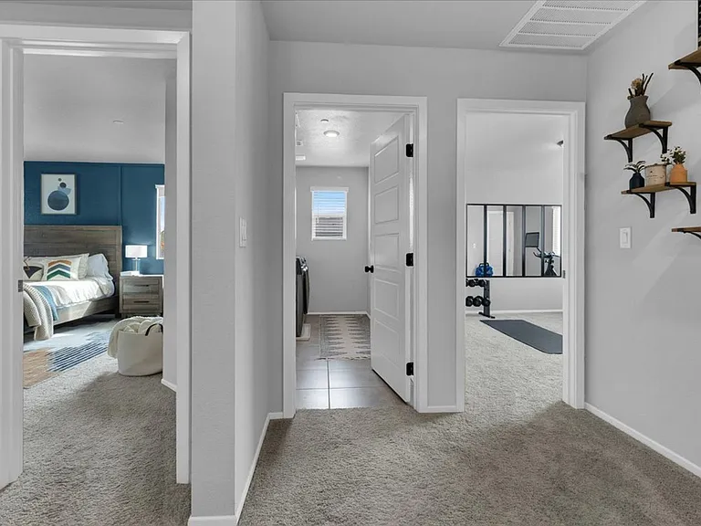 7481 Moonglade St — Photo 13