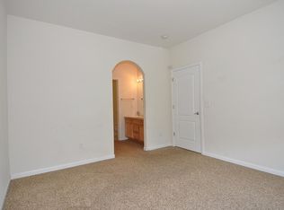 4735 Hahns Peak Dr UNIT 104, Loveland, CO 80538