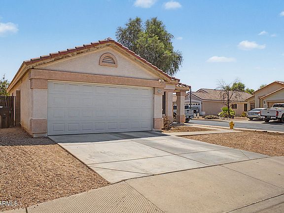 2nd image of 5240 E FLOWER Avenue