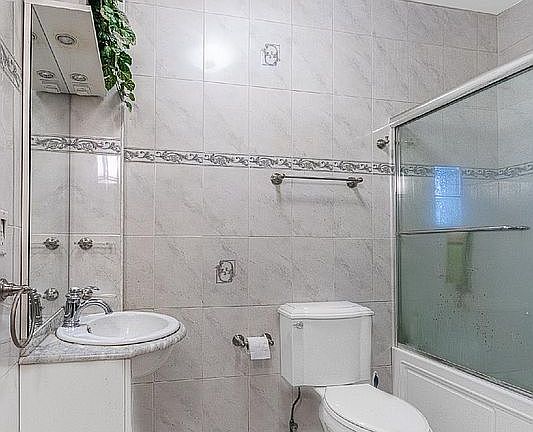 5th image of 1408 Avenue N #A