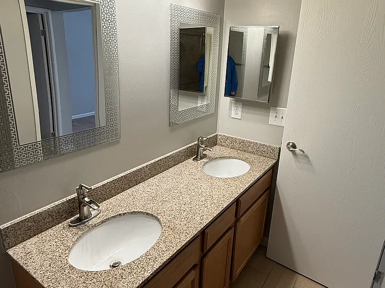 17467 Cedar Lake Cir — Photo 14