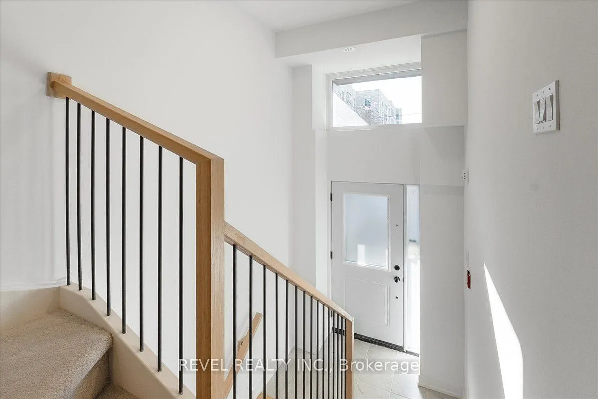 2 bed, $2,600 — Photo 4