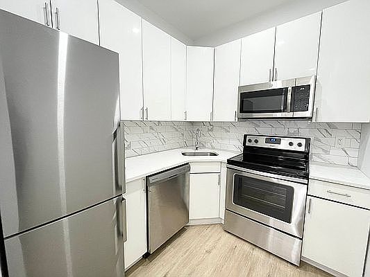 1st image of 53 Montrose Ave #7