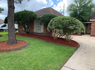 15223 Rio Plaza Dr, Houston, TX 77083