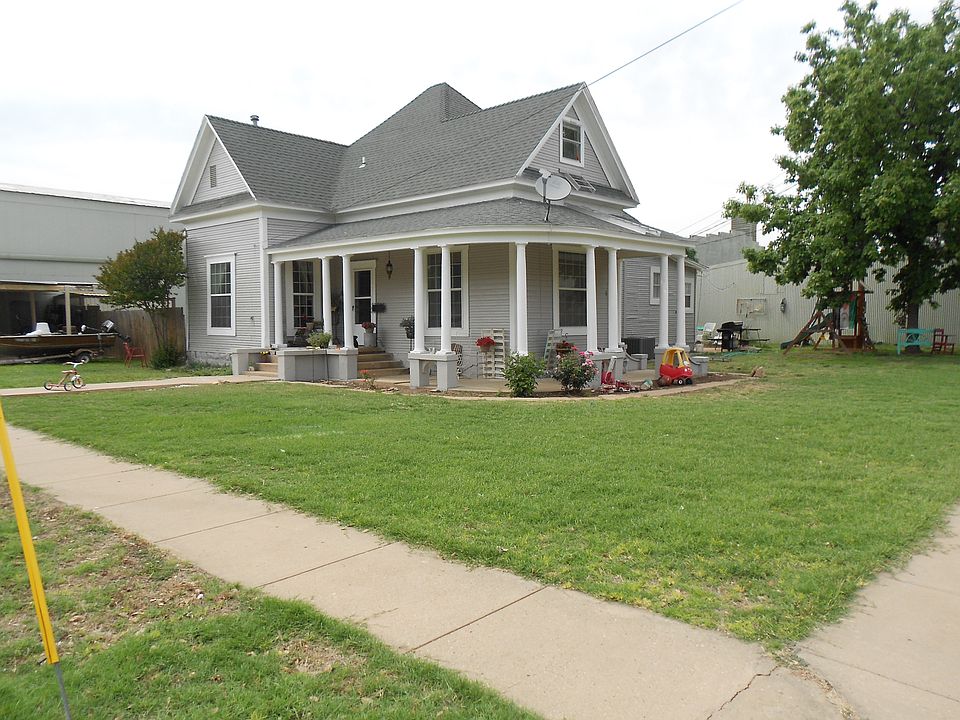 1st image of 800 W Parsonage St