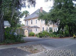 5th image of 735 E University Ave